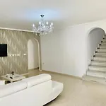 Yanina Luxe Ga Heated Private Pool *