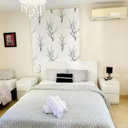 Yanina Luxe Ga Heated Private Pool شقة *